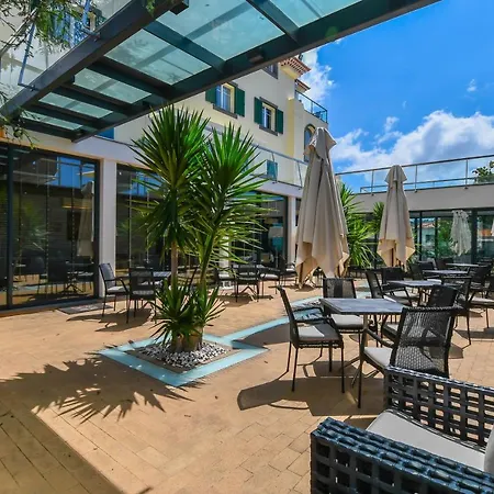 Hotel Quinta Mirabela - Design Funchal (Madeira)