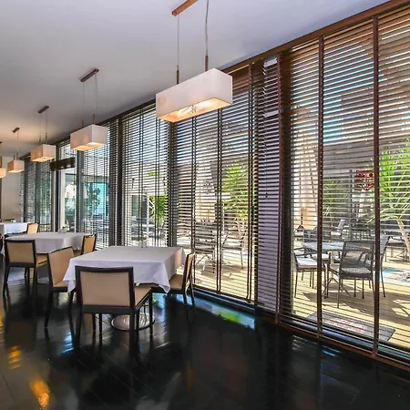 Quinta Mirabela - Design Otel